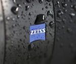 ZEISS Batis 2.8/18mm Superweitwinkel-Objektiv Logo ZEISS